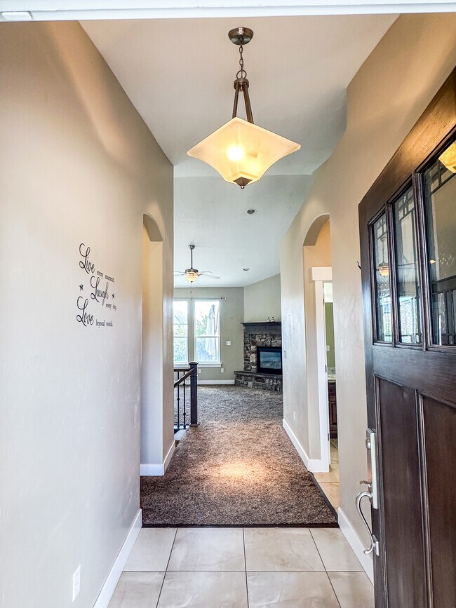 Foto del edificio - 4441 Wynridge Ln