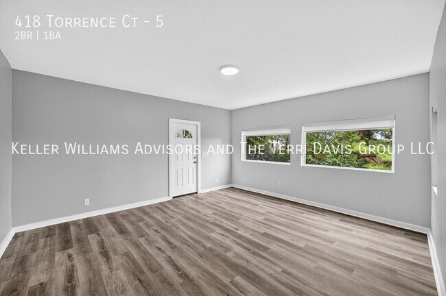 Foto del edificio - 418 Torrence Ct