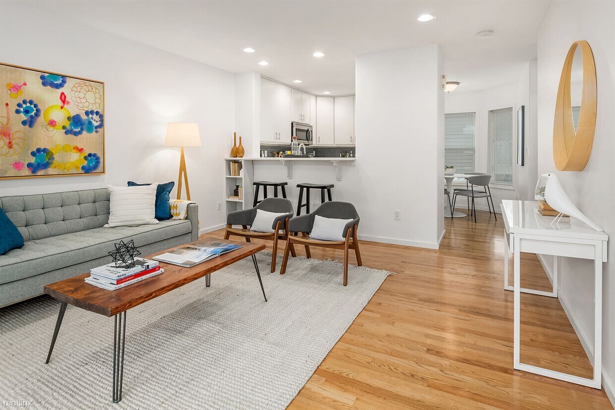 Primary Photo - 3 br, 2.5 bath Townhome - 1227 Northeast 1...