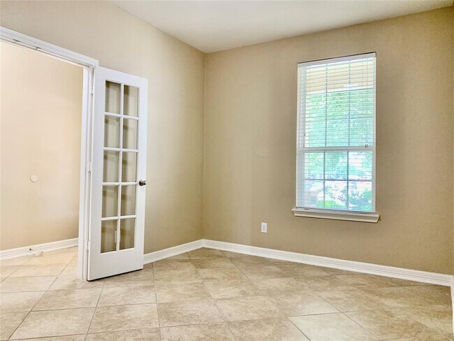Building Photo - 9948 Boulder Bend Ln