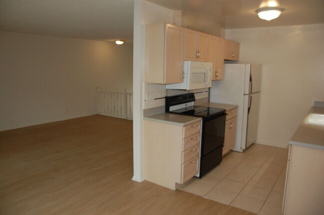 Foto del edificio - East Beach Town-home