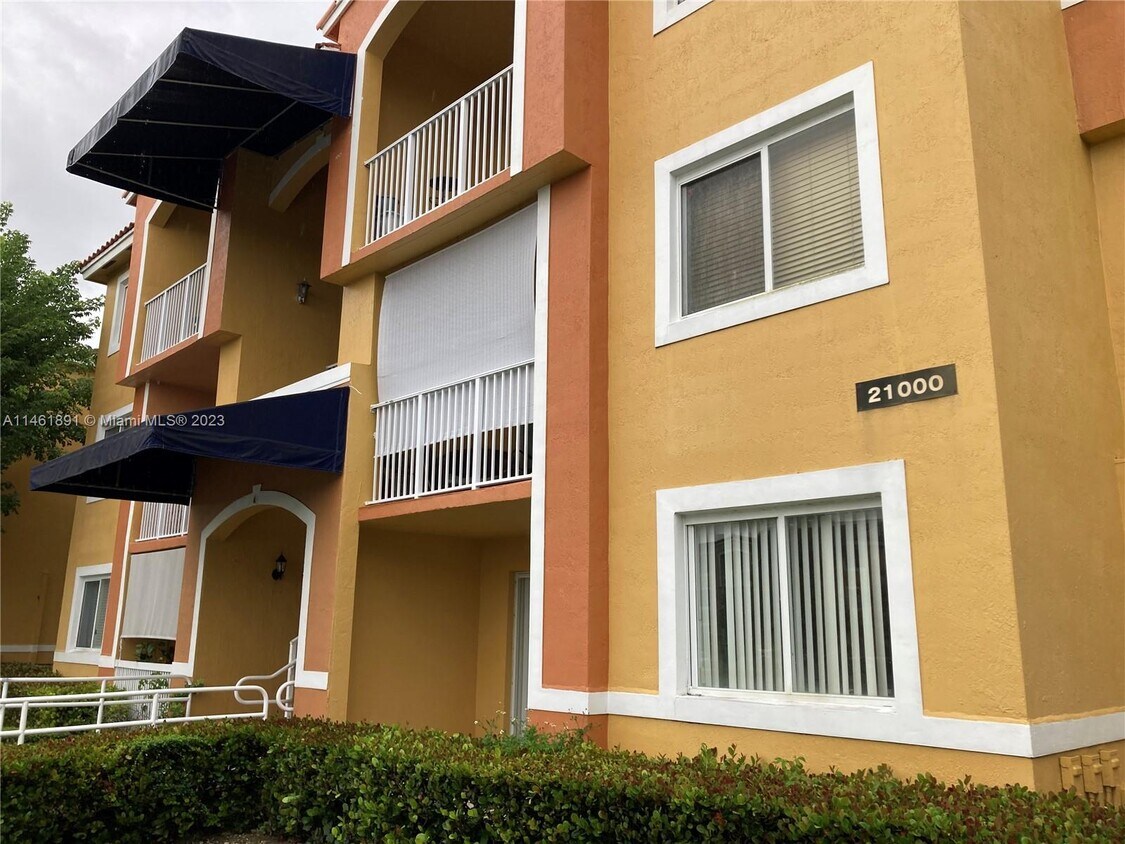 21000 SW 87th Ave Unit 108, Cutler Bay, FL 33189 Condo for Rent in
