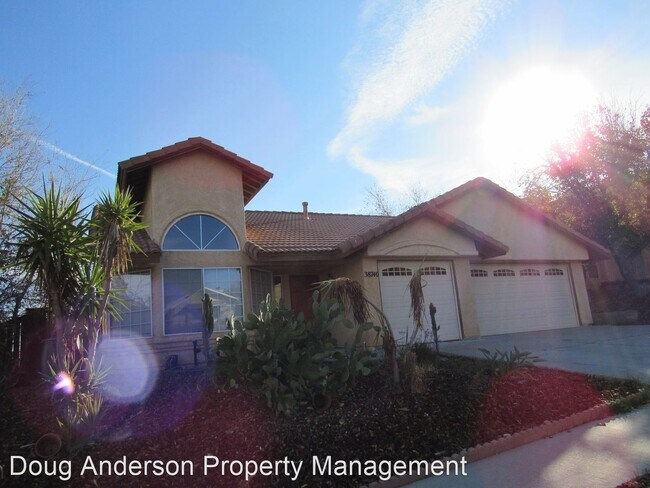 Building Photo - 38740 Juniper Tree Rd