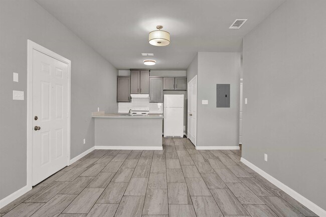 Building Photo - 4250 Dorel Dr