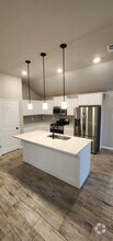 Building Photo - 10472 Turtle Back Dr