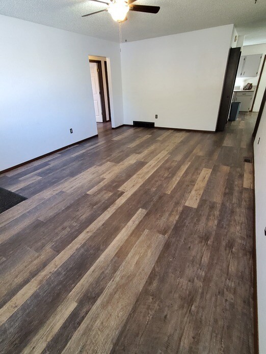 Livingroom - 243 28 1/2 Rd