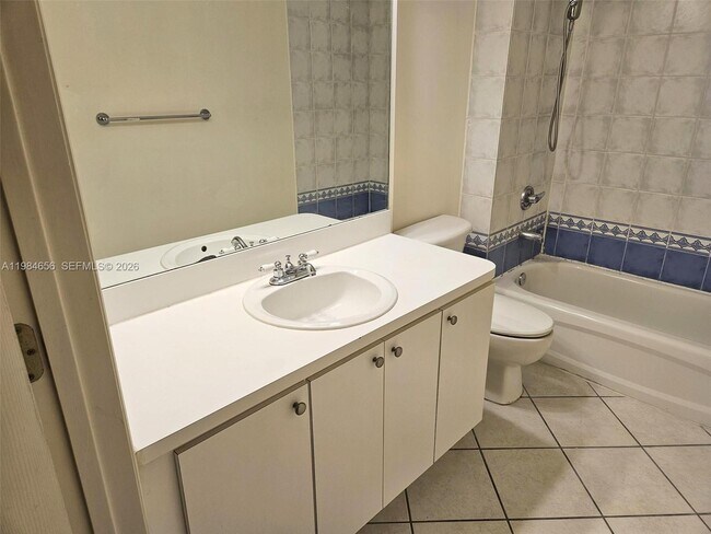 Foto del edificio - 3500 Coral Way
