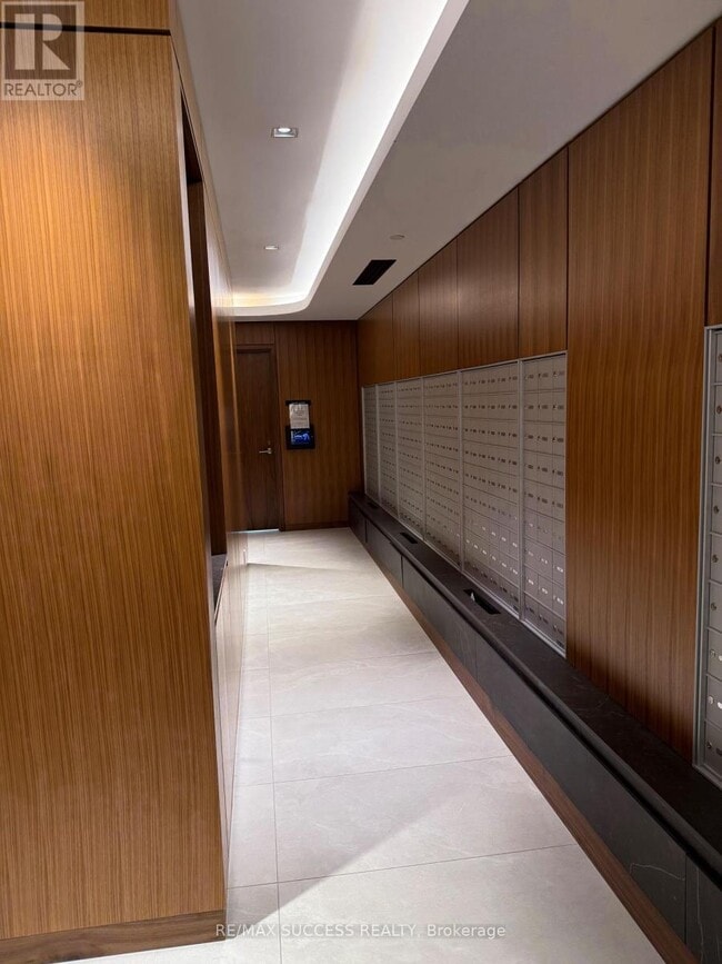 Building Photo - 3240 William Coltson Ave