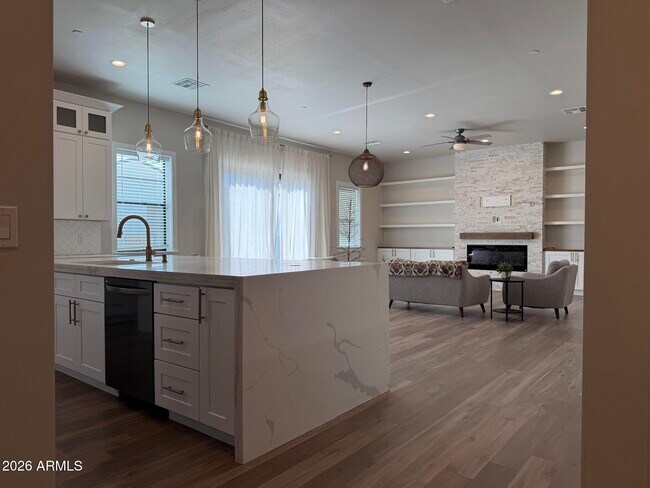 Foto del edificio - 8736 E Joshua Tree Ln