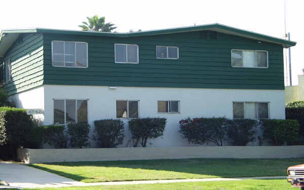 Building Photo - 4742 E Mountain View Dr