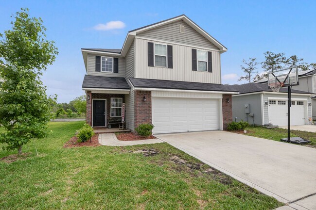 Building Photo - Stunning single-family 4bed/2.5 bath home
