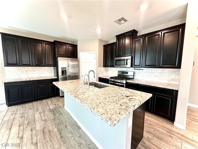 Foto del edificio - 6948 Judith River St