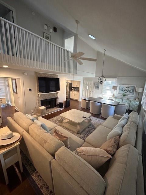 Foto del edificio - 231 Menendez Ave