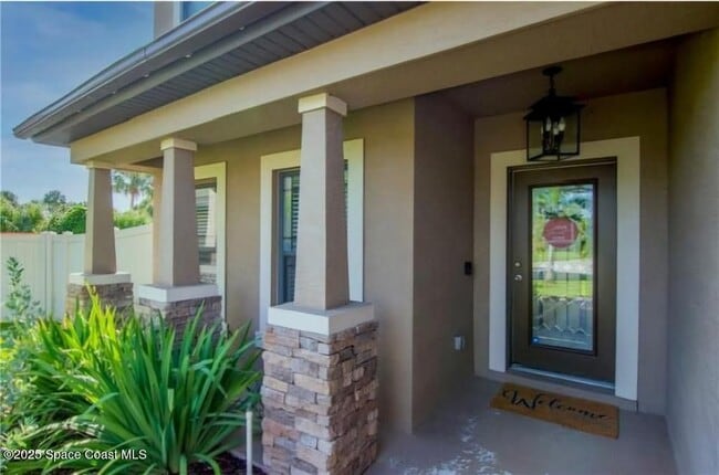 Building Photo - 610 22nd Ave