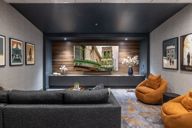 Foto del edificio - Bella On Broadway