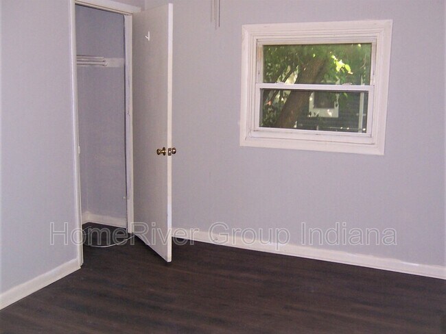 Foto del edificio - 3301 W 11th St