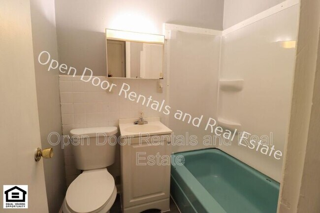 Foto del edificio - 411 E Quincy St