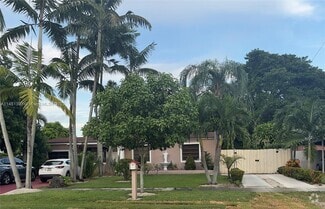 Building Photo - 5225 SW 102nd Ave