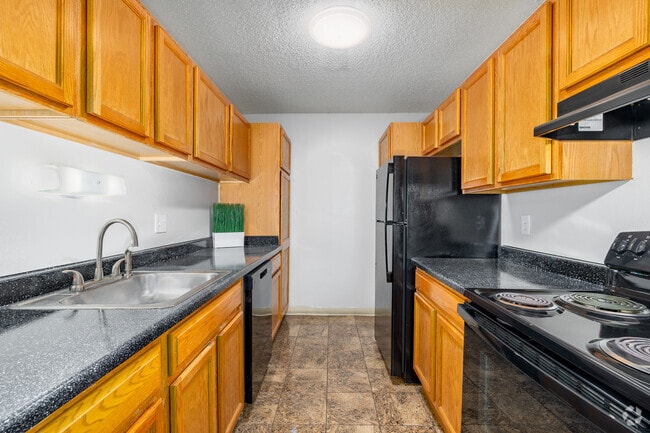 B2 1BR, 1BA - 740SF - Kitchen - Prescott Apartments