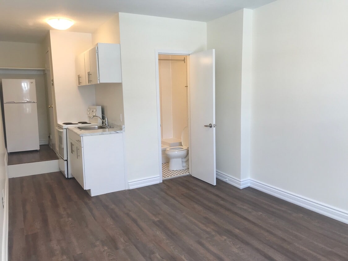 Photo principale - 233 Sorauren Av