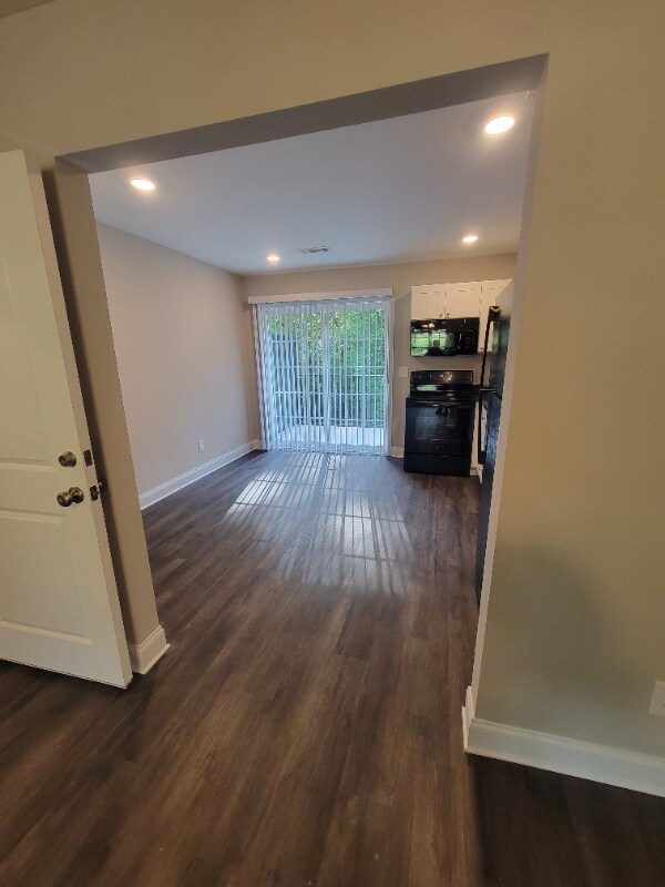 Foto del edificio - 283 N Warren St