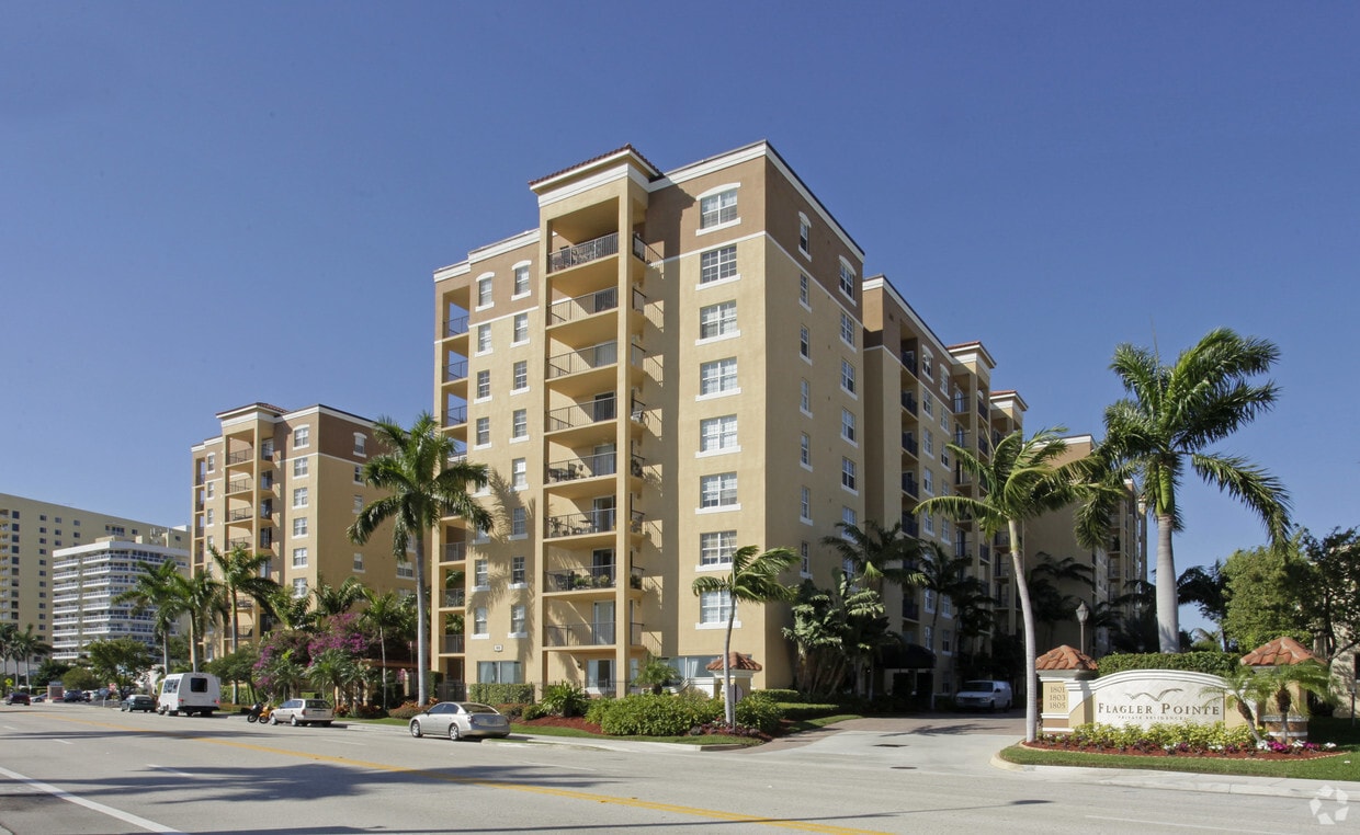 Flagler Pointe Apartments in West Palm Beach, FL