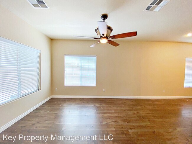 Foto del edificio - 3 br, 2.5 bath House - 234 Reassuring Ct