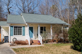 Building Photo - 5741 Presentation St
