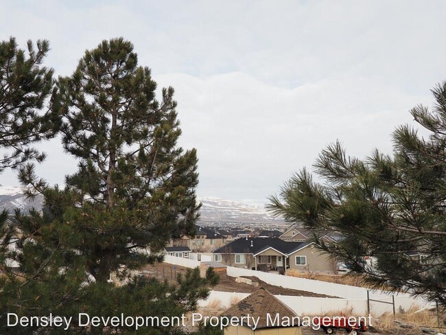 Building Photo - 6336 W 14300 S