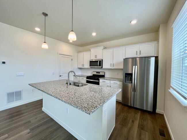 Building Photo - Beautiful Brand New Construction Home In M...
