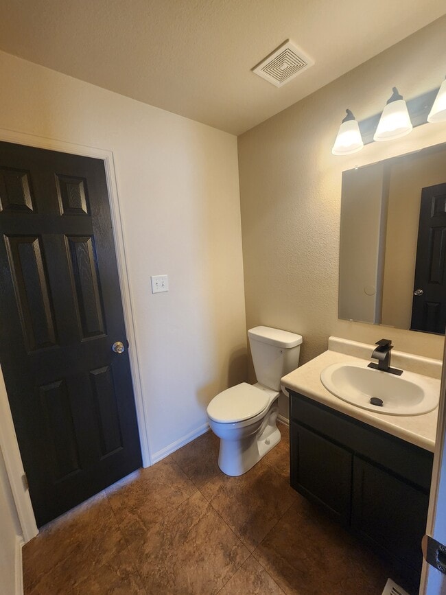 Building Photo - 299 W Palomar Bay