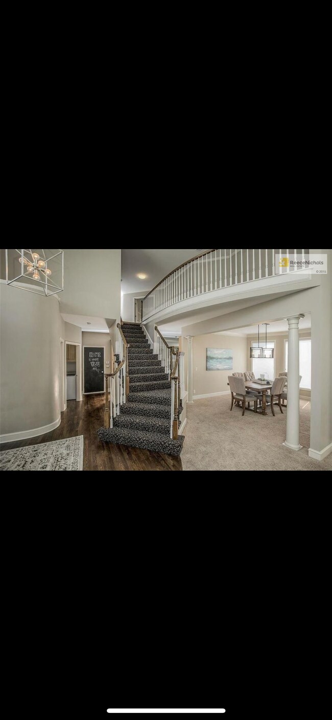 Foto del edificio - 12820 Century St