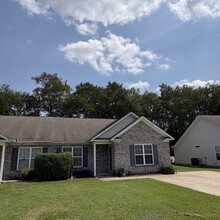 Building Photo - 2552 Saddleback Dr