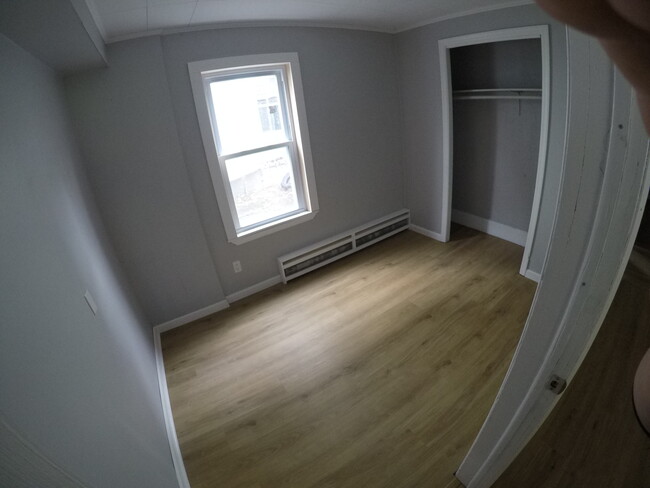 Cama 1 - 512 N Jay St