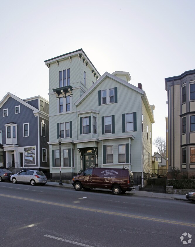 Building Photo - 503 E Broadway