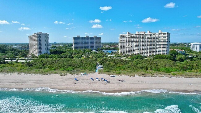 Foto del edificio - 4301 N Ocean Blvd