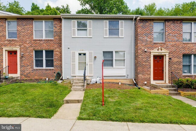 Building Photo - 17137 Moss Side Ln