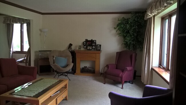 Foto del edificio - 7326 Harvest Hill Rd