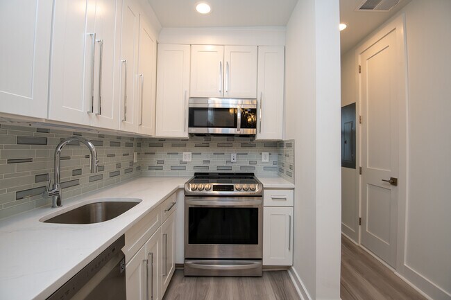 Foto del edificio - 1740 Q St NW