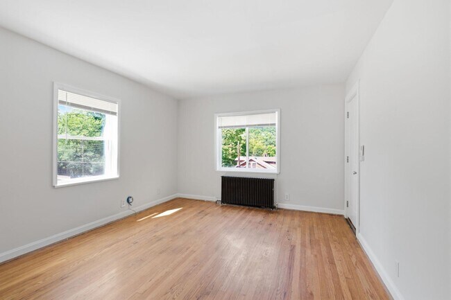 Foto del edificio - 4348 Kirby Ave