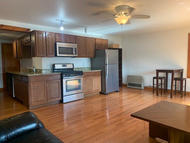 Foto del edificio - 136 Front St