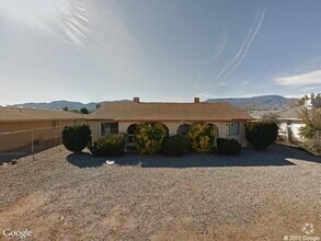 Building Photo - 2630 S Mountain View Dr