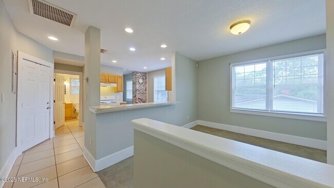 Foto del edificio - 2920 Dellwood Ave
