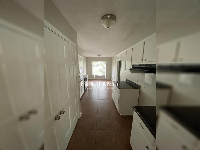 Foto del edificio - 1735 Kilarney St - Available Now!