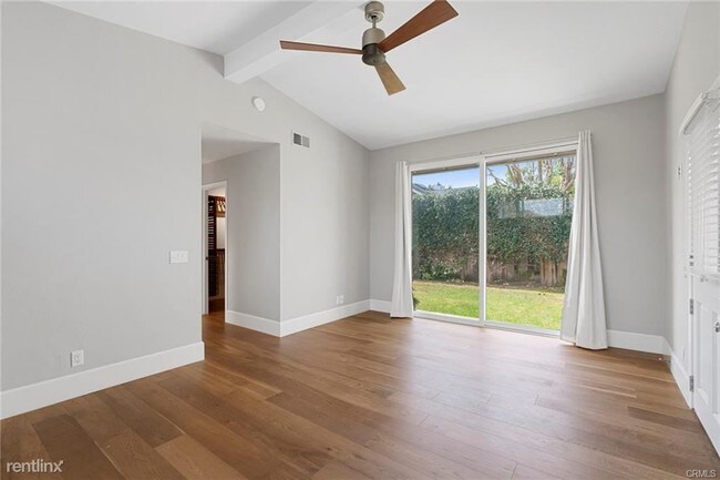 Foto del edificio - 4 br, 2 bath House - 537 El Modena Ave