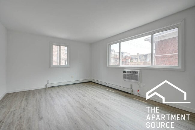 Foto del edificio - 7621 N Sheridan Rd
