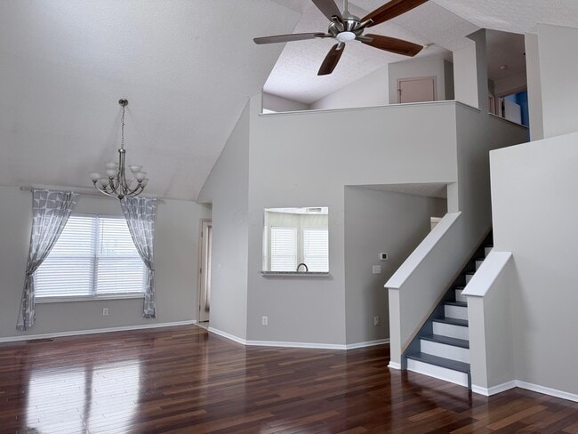 Foto del edificio - 9135 Windy Creek Dr