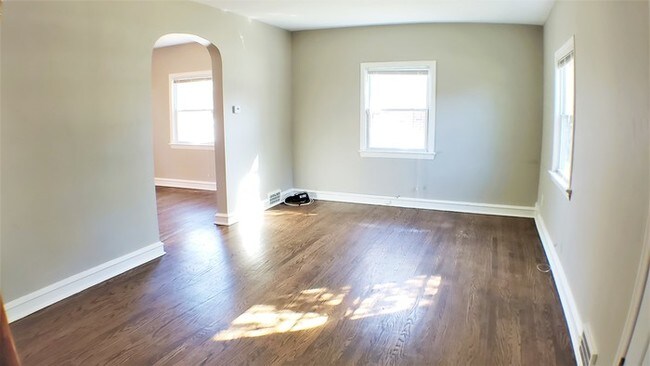 Foto del edificio - Large 4-bedroom house in Pennsauken!