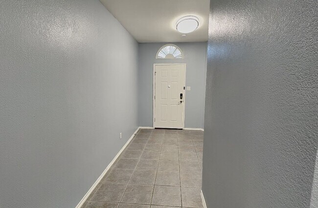 Foto del edificio - Beautiful Brick One-Story Home in Fort Worth!