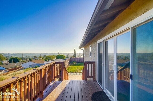 Foto del edificio - Scenic 4Bdm 2Ba Oasis with Panoramic Views...